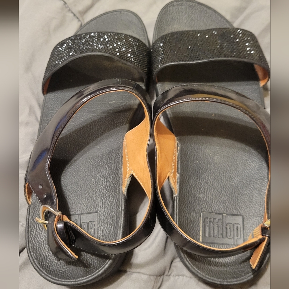 FitFlop size 9 ankle strap sandals